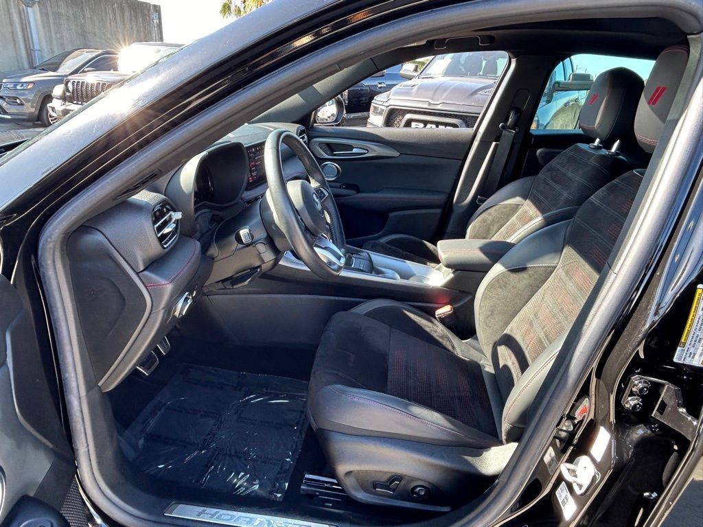 Vehicle image 9 of 53