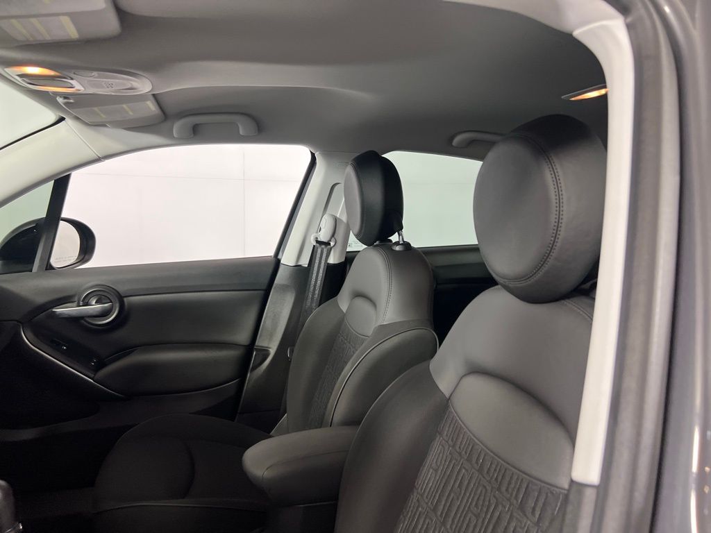 Vehicle image 19 of 57