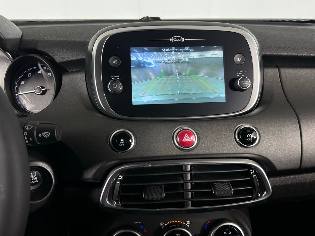 Vehicle image 14 of 57