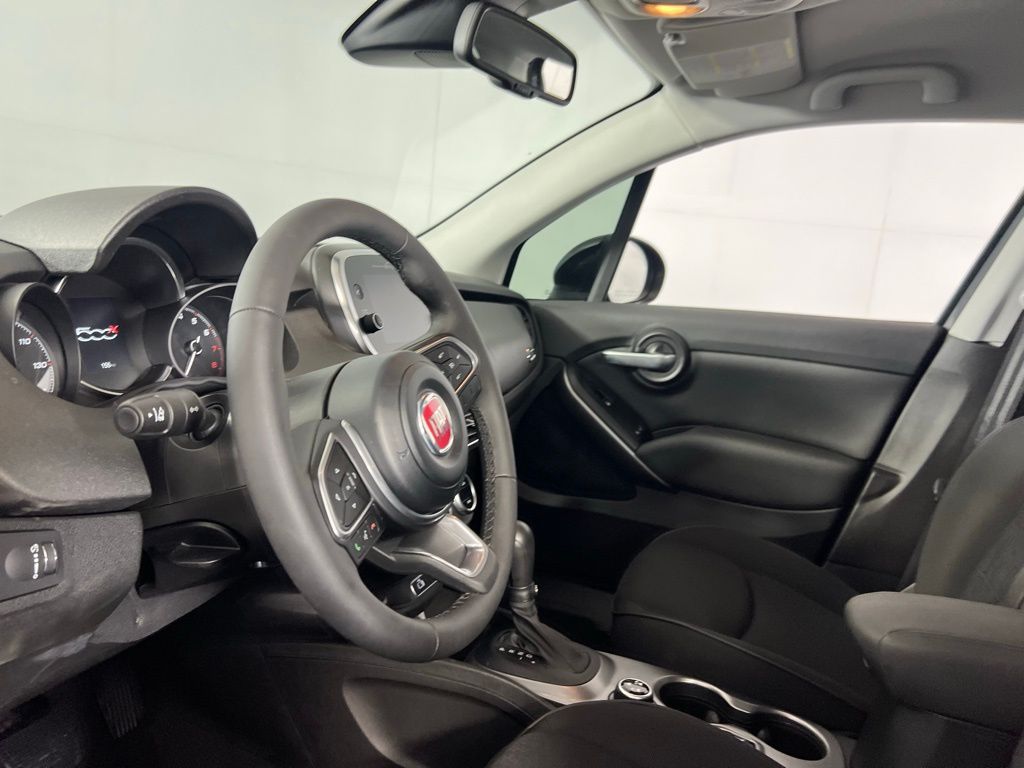 Vehicle image 18 of 57