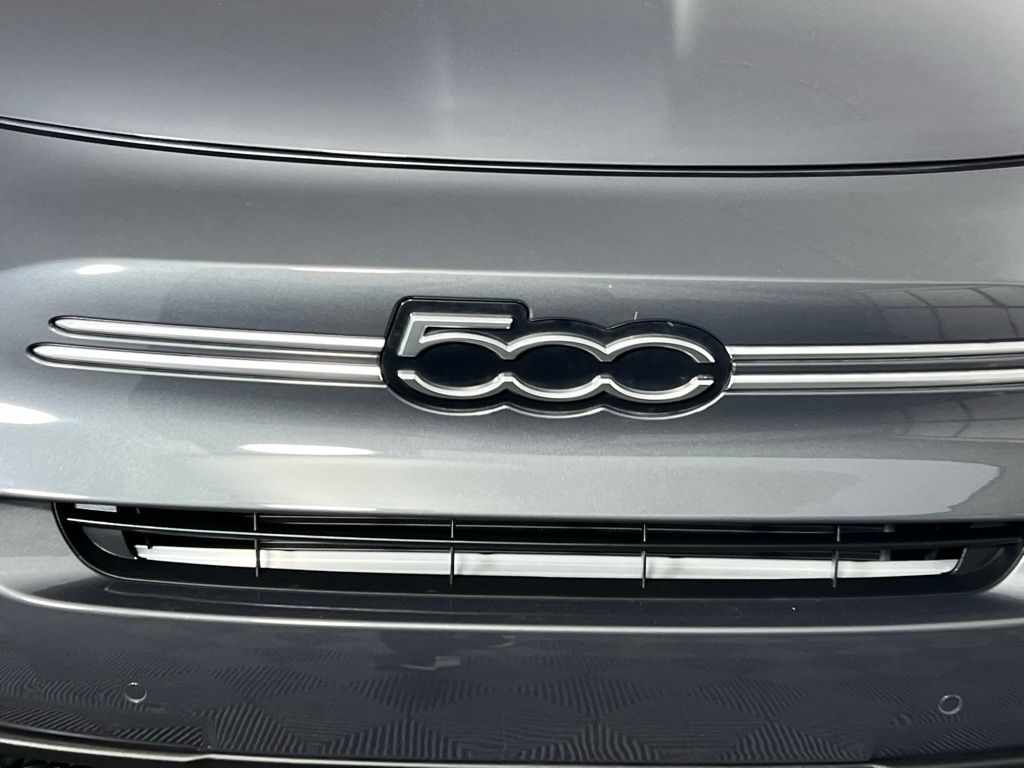 Vehicle image 46 of 57