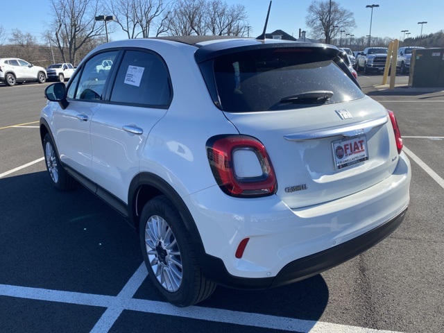 Vehicle image 7 of 37