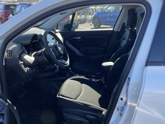 Vehicle image 16 of 37