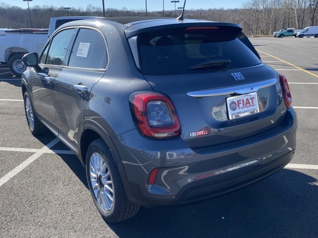 Vehicle image 7 of 38