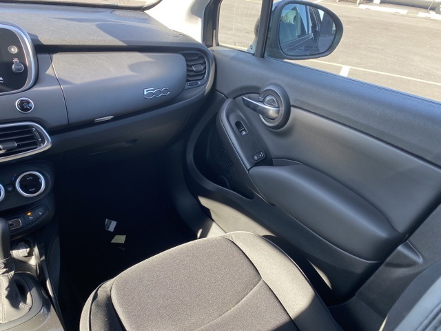 Vehicle image 35 of 37