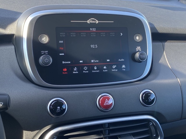 Vehicle image 21 of 37