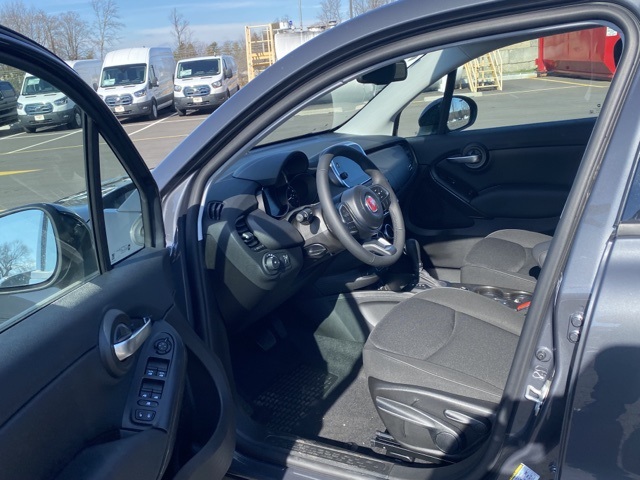 Vehicle image 16 of 37