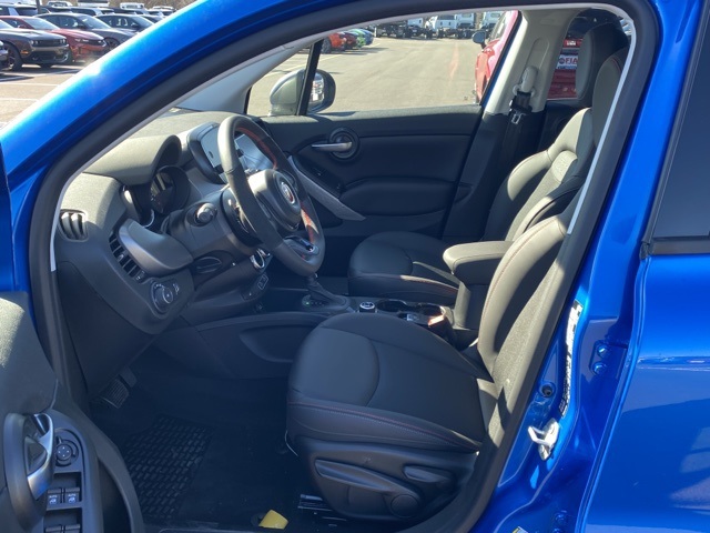 Vehicle image 16 of 37