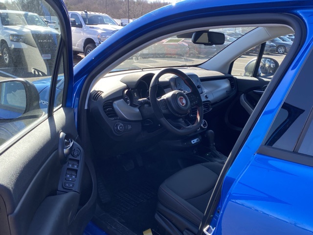Vehicle image 15 of 37