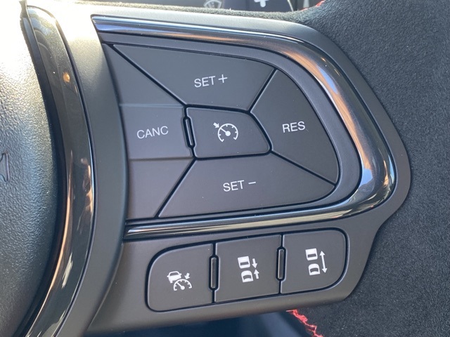 Vehicle image 18 of 37