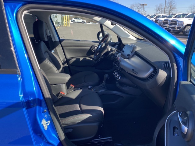 Vehicle image 29 of 37
