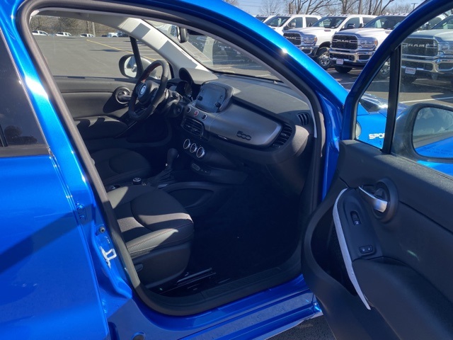 Vehicle image 28 of 37