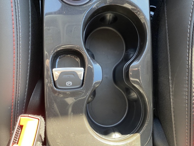 Vehicle image 26 of 37