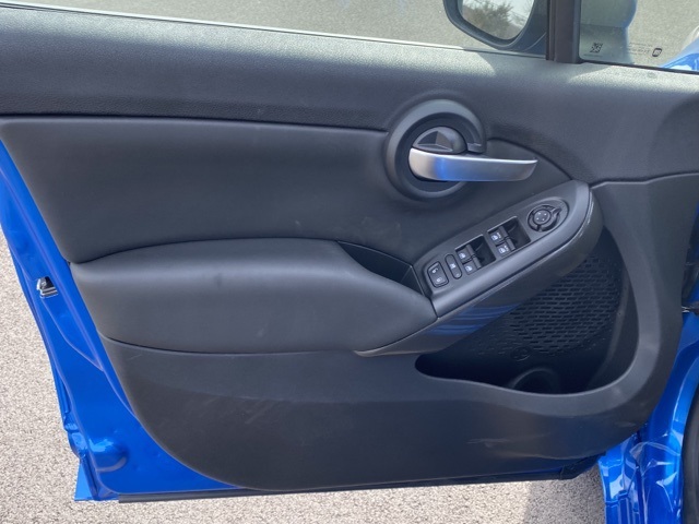 Vehicle image 13 of 38