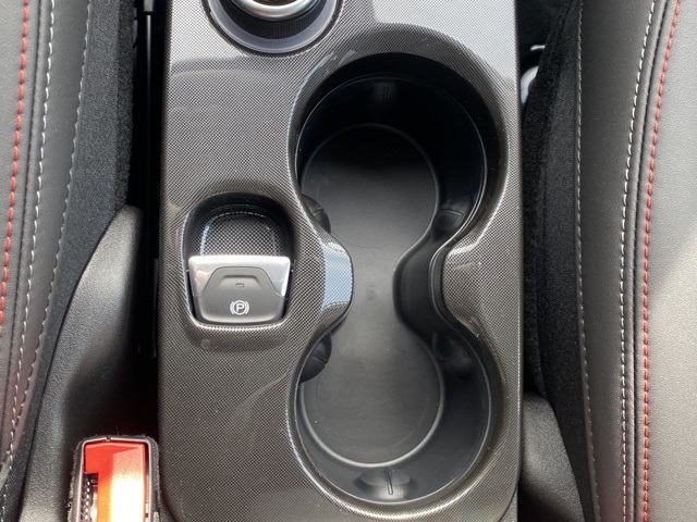 Vehicle image 26 of 38