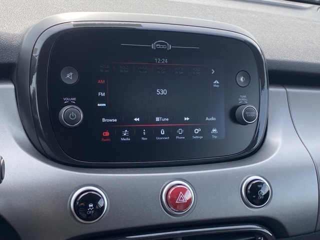 Vehicle image 21 of 38
