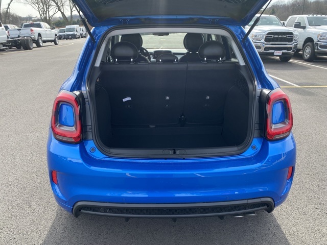 Vehicle image 10 of 38