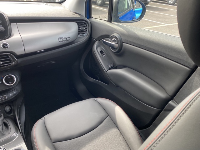 Vehicle image 36 of 38