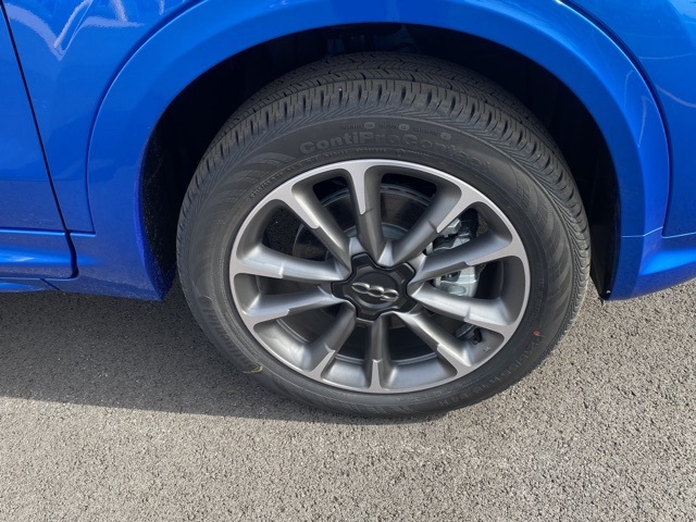 Vehicle image 12 of 38