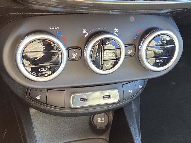 Vehicle image 22 of 37