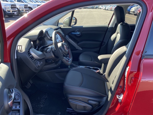 Vehicle image 16 of 37