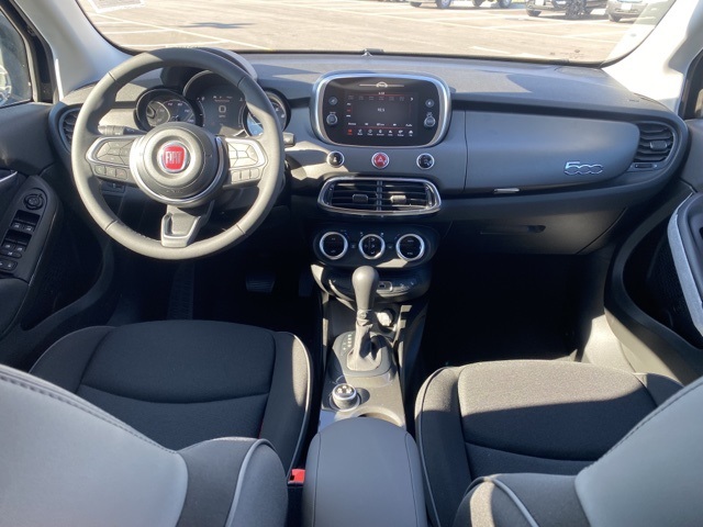 Vehicle image 34 of 37
