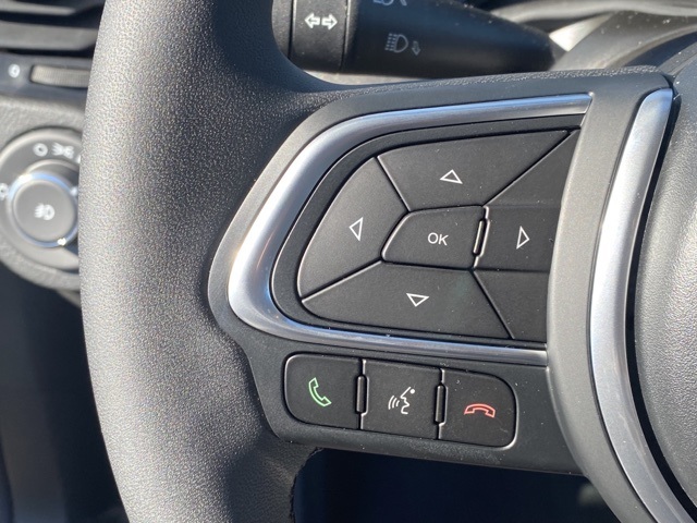 Vehicle image 16 of 37