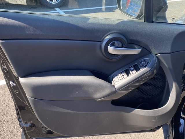Vehicle image 13 of 37