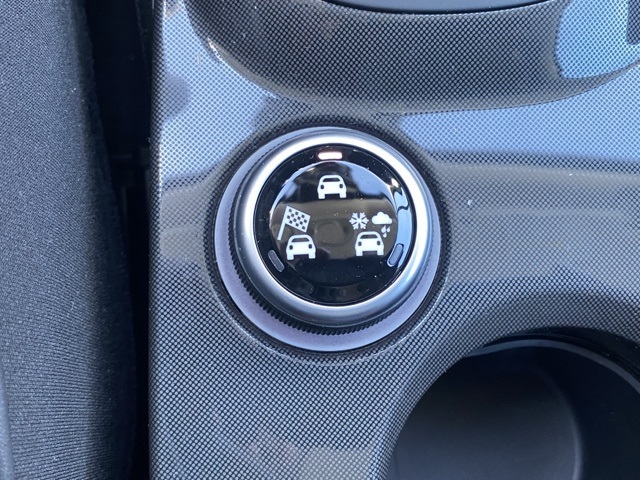Vehicle image 24 of 37