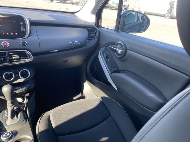 Vehicle image 35 of 37