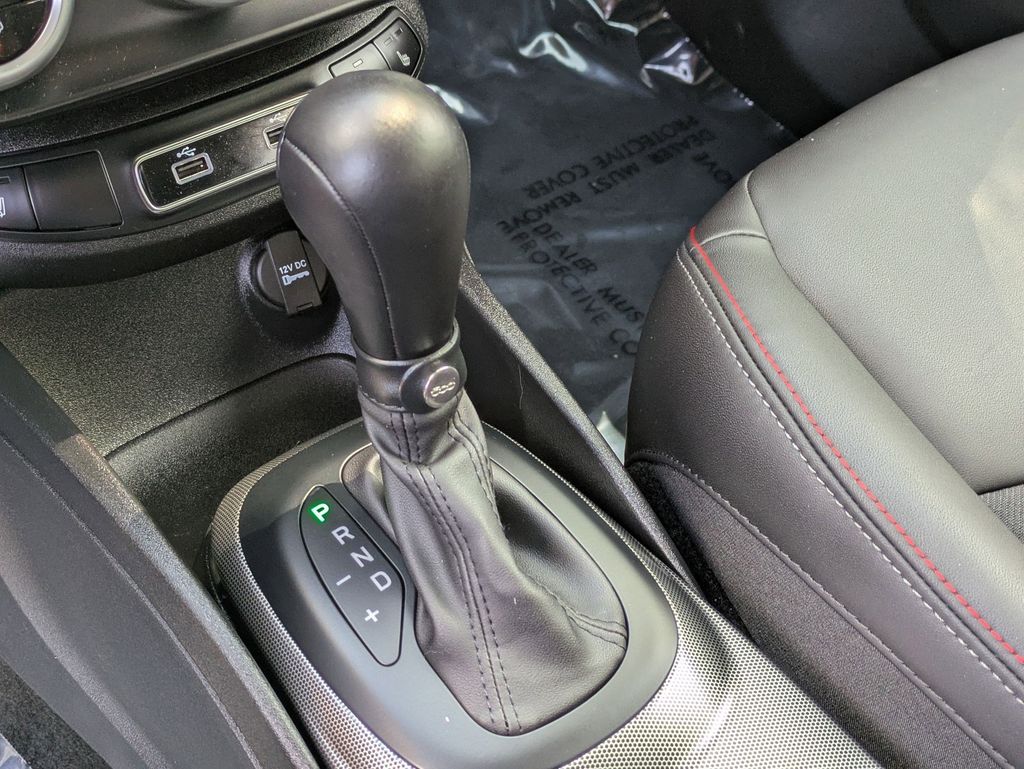 Vehicle image 23 of 30