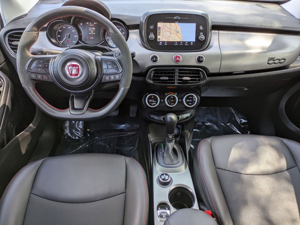 Vehicle image 18 of 30