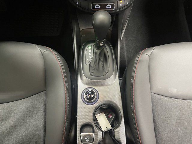 Vehicle image 10 of 16