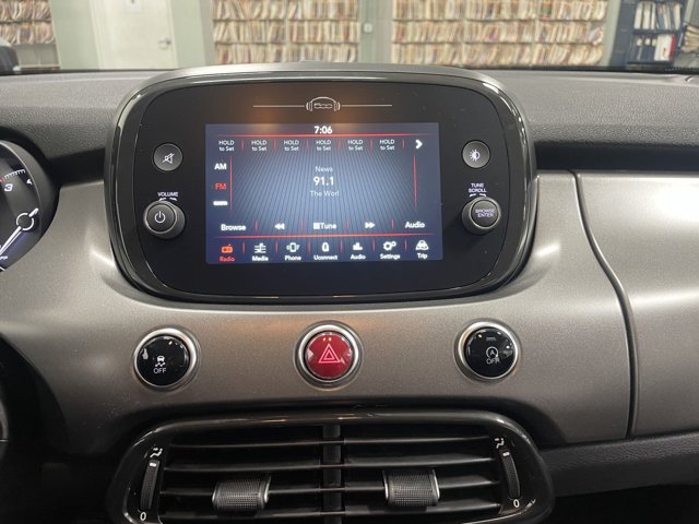 Vehicle image 8 of 16