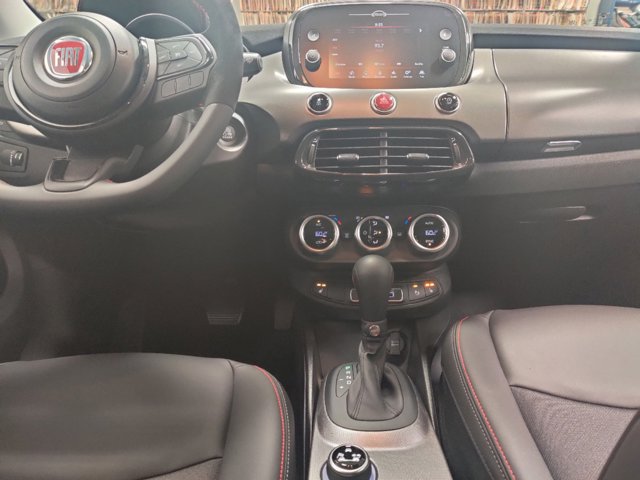 Vehicle image 8 of 12