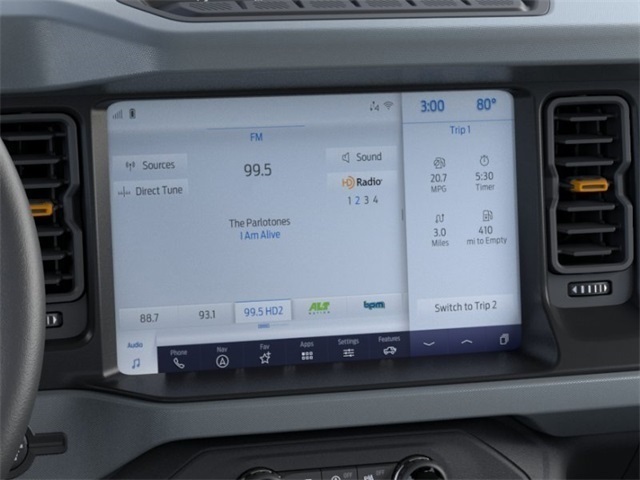Vehicle image 15 of 25