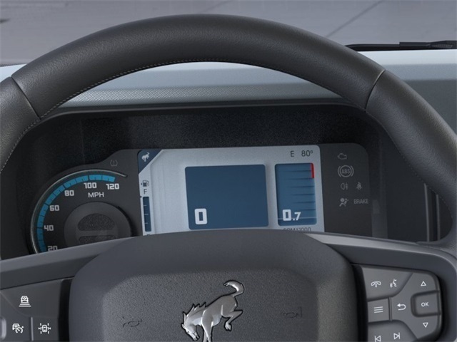 Vehicle image 13 of 25