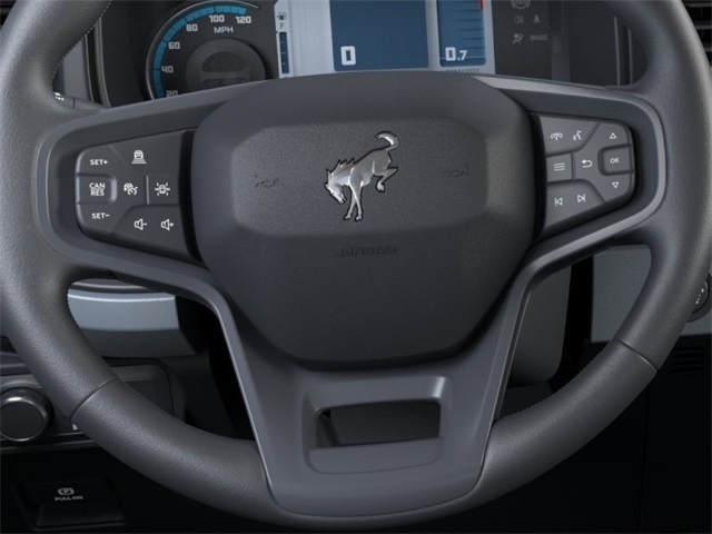 Vehicle image 14 of 25