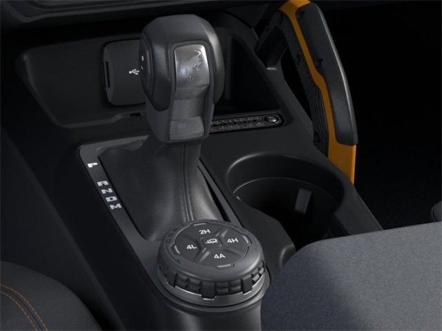 Vehicle image 17 of 25