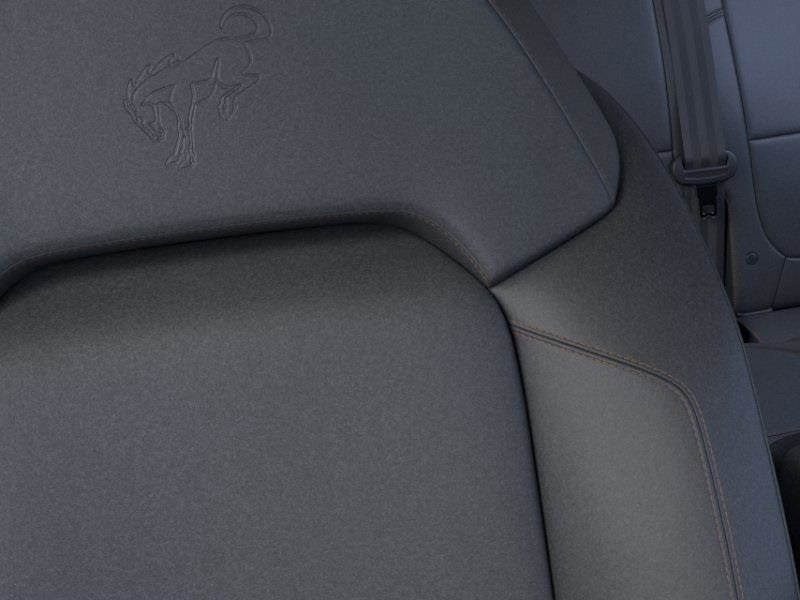 Vehicle image 18 of 25