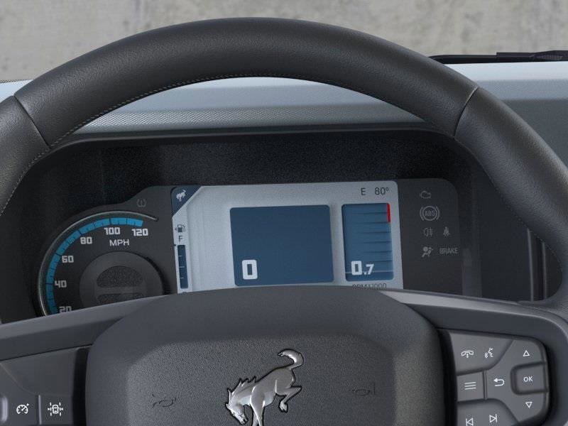 Vehicle image 13 of 25