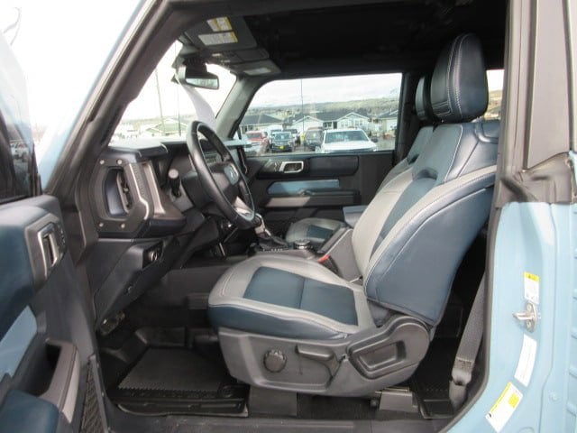 Vehicle image 15 of 27