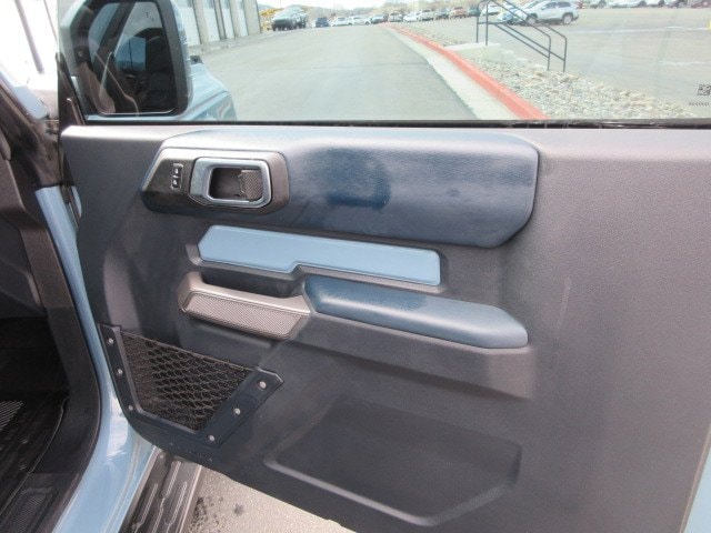 Vehicle image 9 of 27