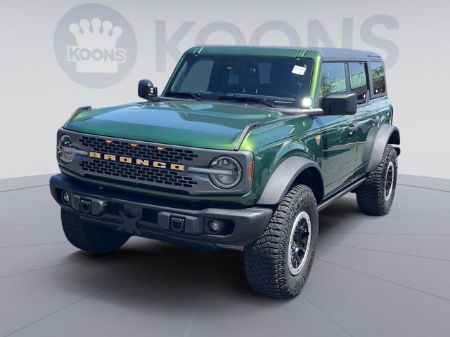 2023 Ford Bronco Badlands Image 1 of 32