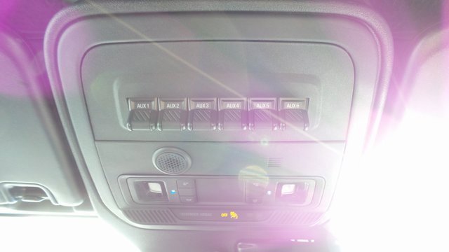 Vehicle image 21 of 24