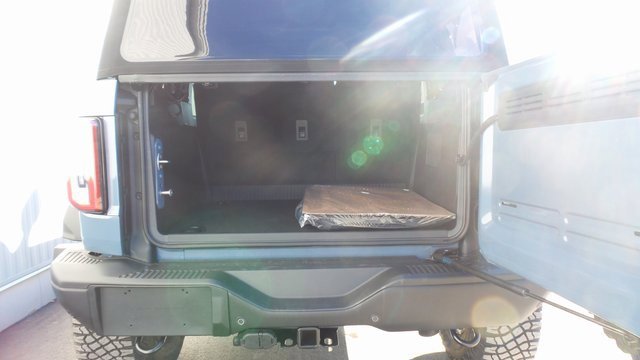 Vehicle image 7 of 24