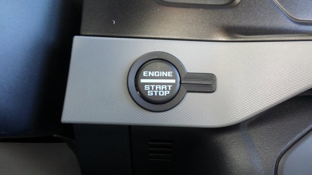 Vehicle image 13 of 24