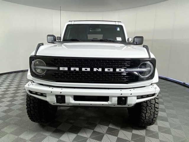 Vehicle image 9 of 20
