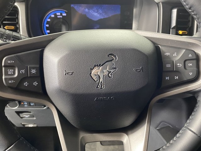 Vehicle image 19 of 20