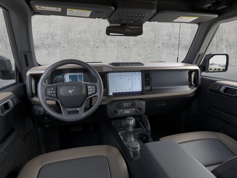 Vehicle image 9 of 32